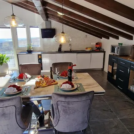 House Nirvana Appartement