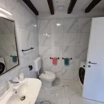 아파트 House Nirvana *