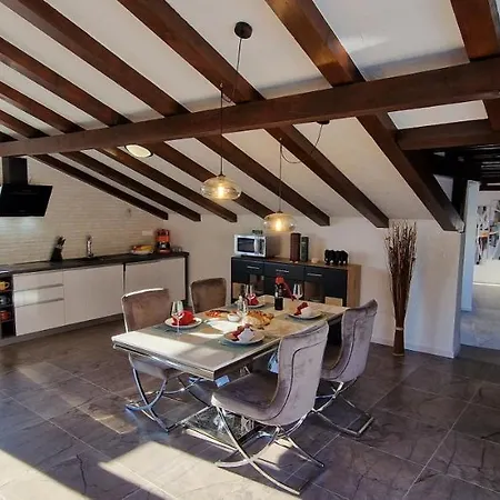 דירה House Nirvana