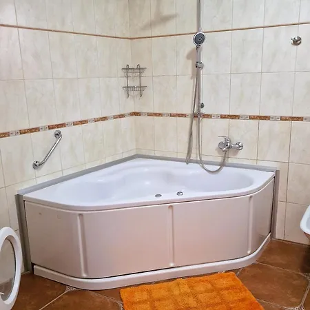 Apartman House Nirvana *