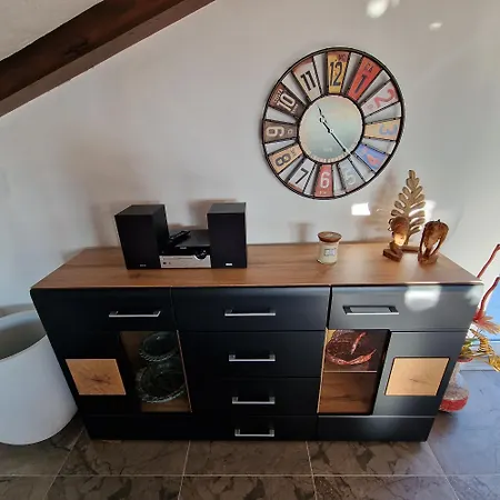 Apartment House Nirvana