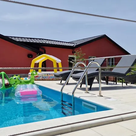 Apartment House Nirvana