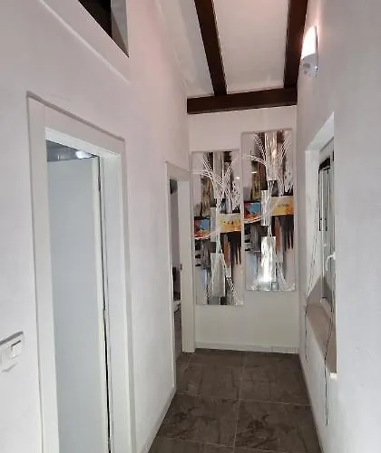 House Nirvana Appartement *