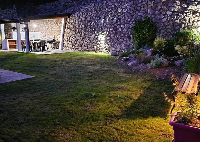 Appartement House Nirvana Bakarac