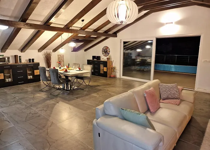 Appartement House Nirvana Bakarac