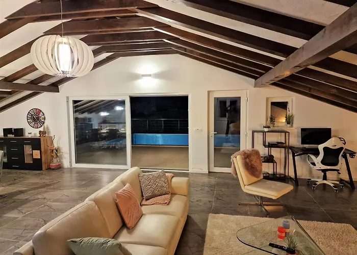 Appartement House Nirvana Bakarac